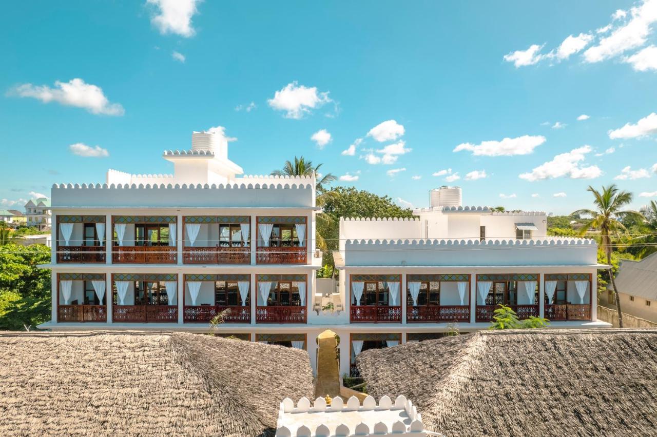Tasneem Islamic Luxury Suites Джамбиани Екстериор снимка