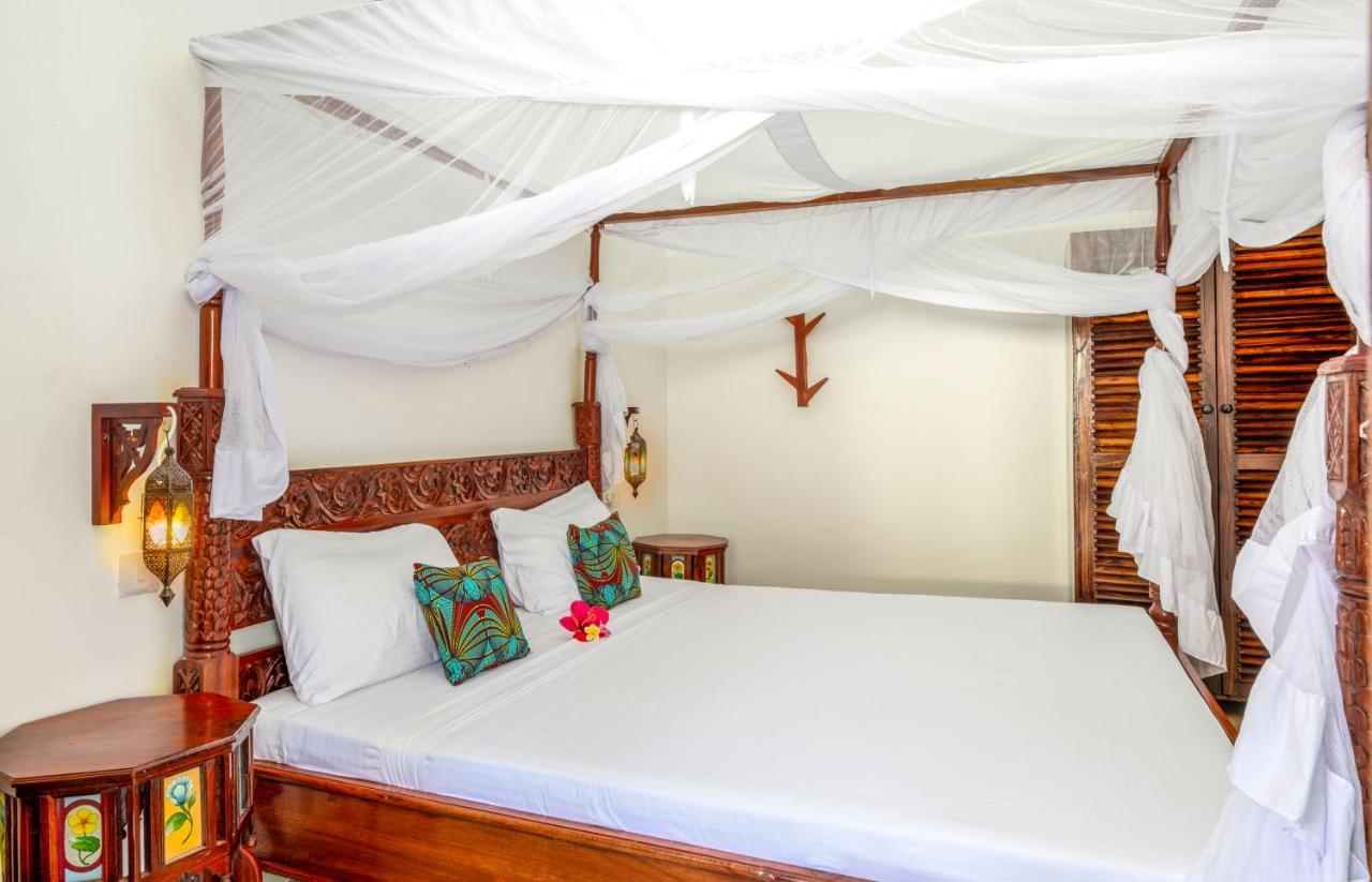 Tasneem Islamic Luxury Suites Джамбиани Екстериор снимка